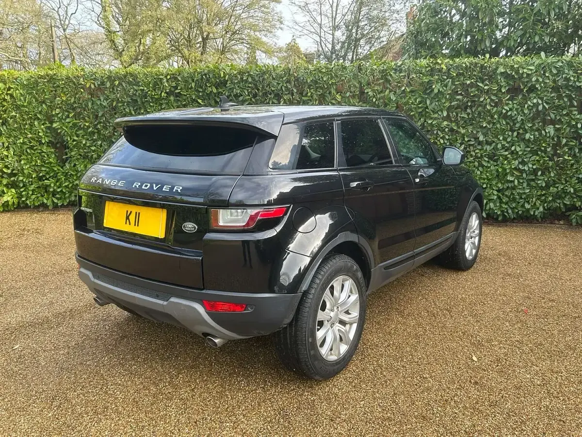 Used Land Rover Range Rover evoque SE 2016 Black Estate