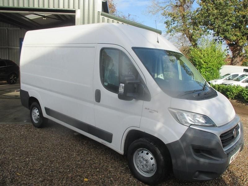 White Used 2018 Fiat Ducato Van | £6,995 (Fair price) - Image 1/4