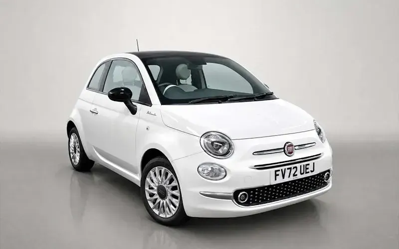 Used Fiat 500 Dolcevita 70 HP (51 kW) 2022 Hatchback