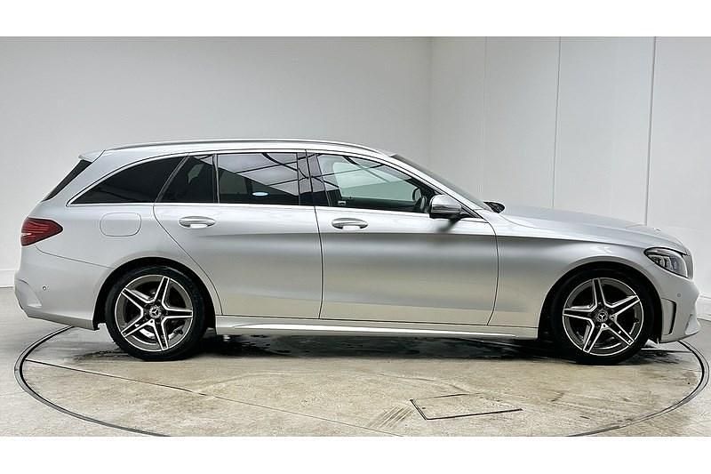 Used Mercedes C300 AMG Line Premium 245 HP (180 kW) 2019 Silver Estate