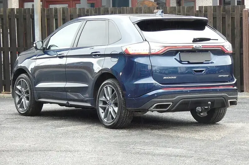 Used Ford Edge Sport 210 HP (154 kW) 2017 Blue SUV