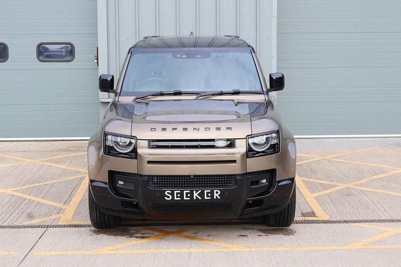 Used Land Rover Defender HSE Dynamic 2024 Brown SUV