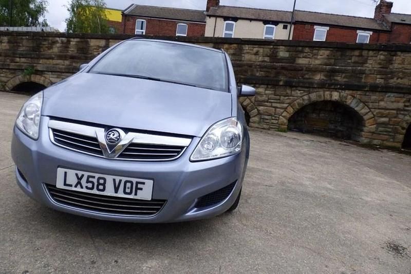 Silver Used 2008 Vauxhall Zafira MPV | £1,995 (Fair price) - Image 1/1