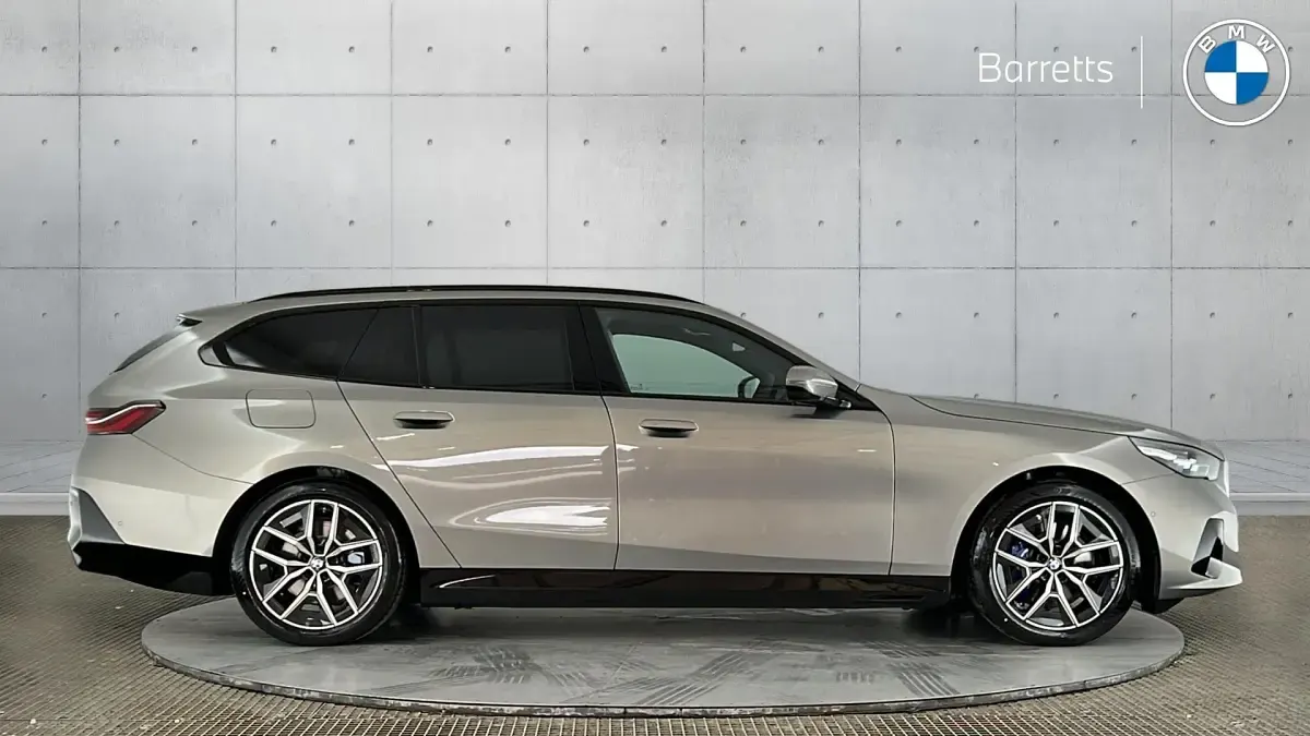 Used BMW i5 M Sport 246 kW (335 HP) 2026 Grey Estate