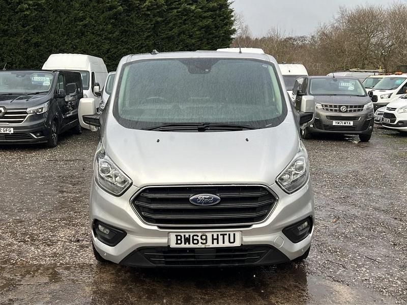 Used Ford Transit Custom Limited 2019 Silver