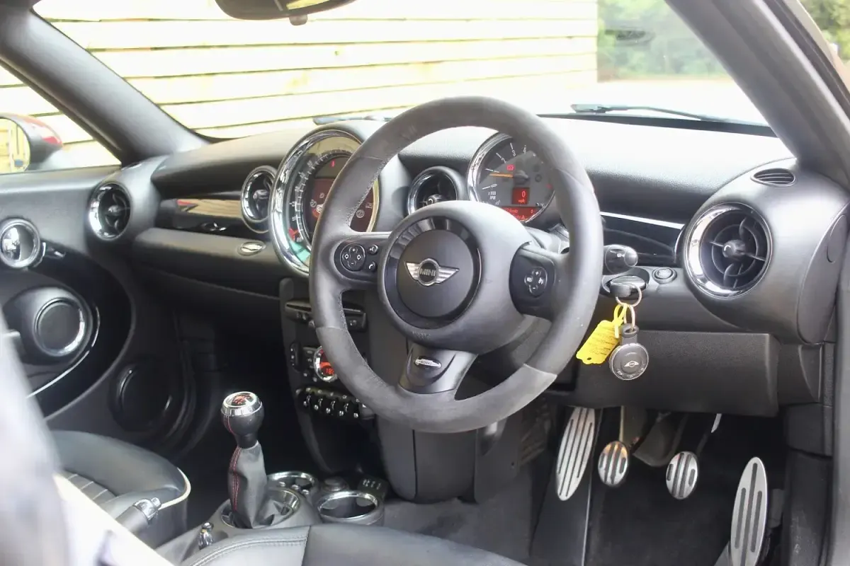 Used Mini John Cooper Works Coupé 211 HP (155 kW) 2014 Black Coupe