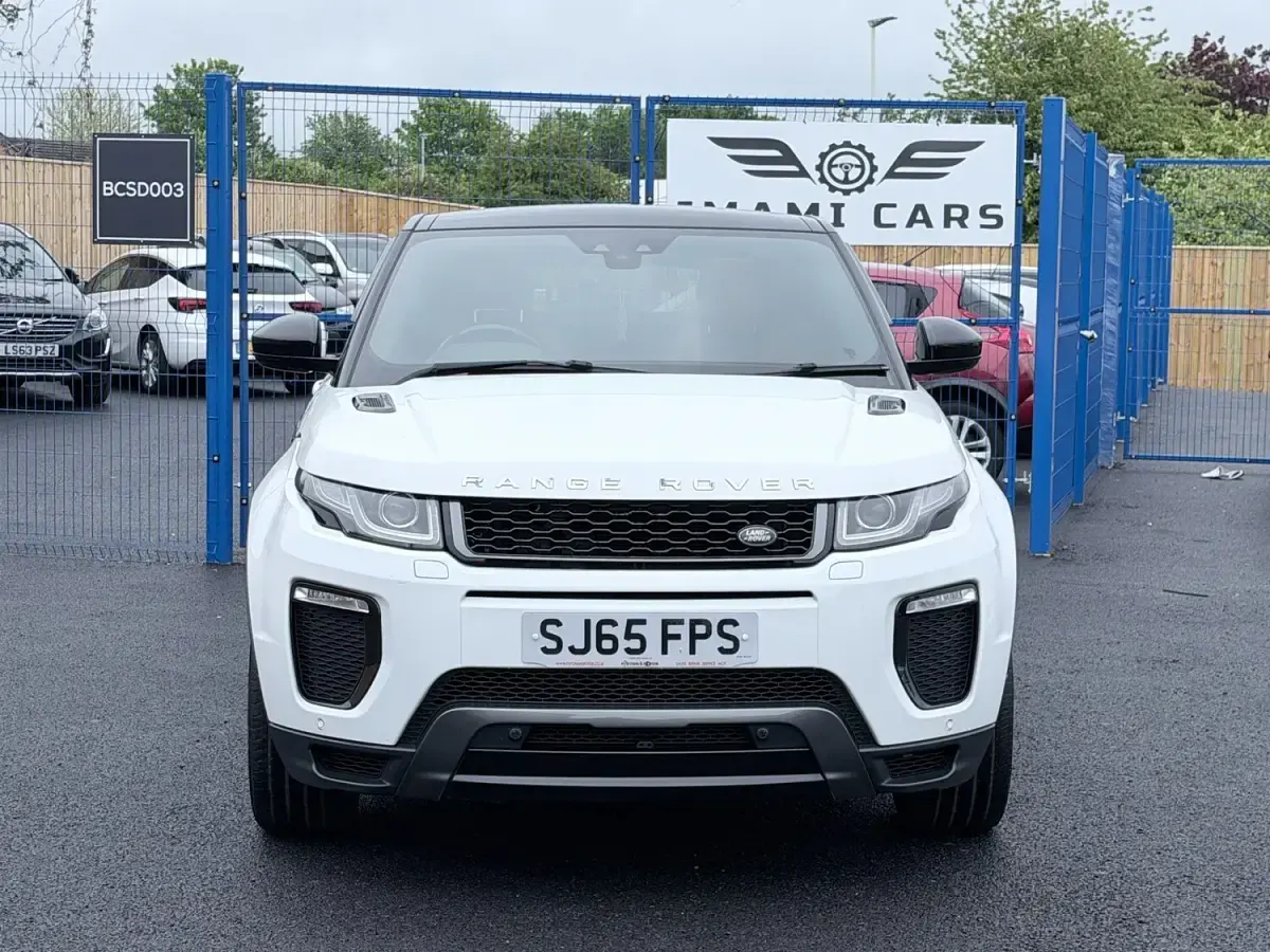 Used Land Rover Range Rover evoque HSE Dynamic 2015 White Estate