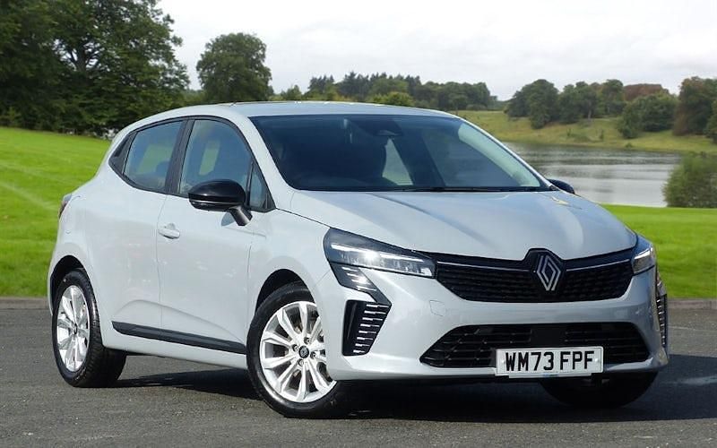 Begagnad Renault Clio V Evolution 143 HK (105 kW) 2025 Halvkombi