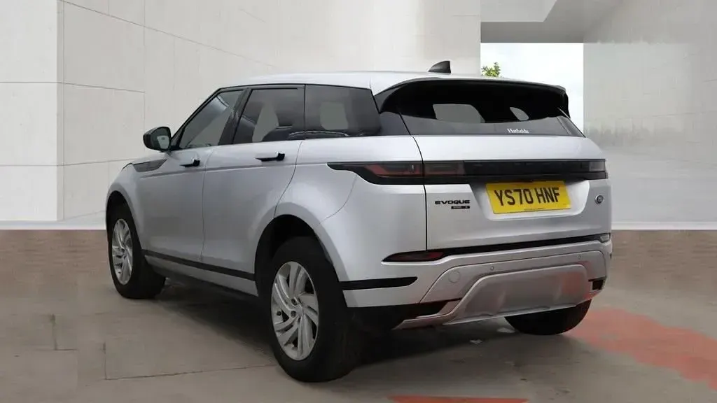 Używany Land Rover Range Rover evoque R-Dynamic 2020 Srebrny SUV