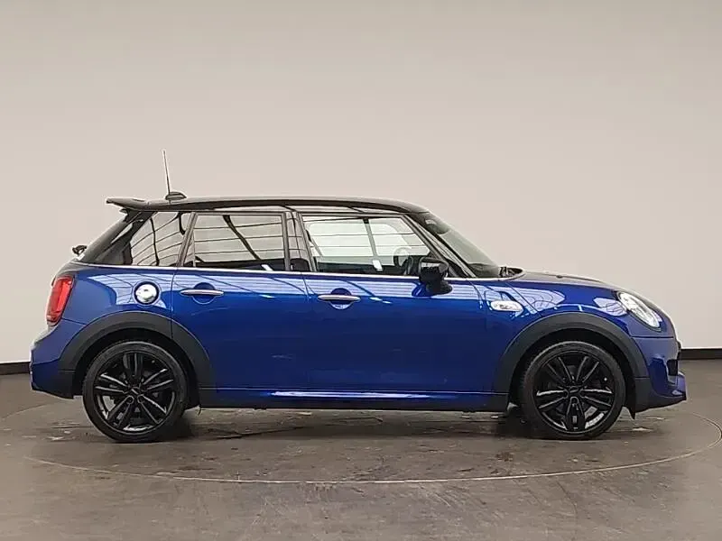 Used Mini Cooper S Hatch 192 HP (141 kW) 2019 Blue Hatchback