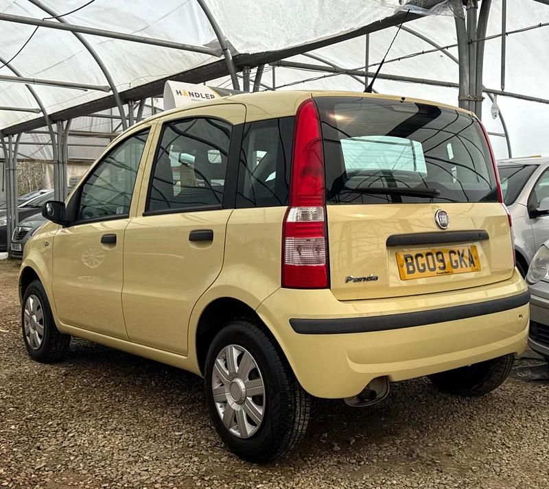 Used Fiat Panda Active 54 HP (39 kW) 2009 Yellow Hatchback
