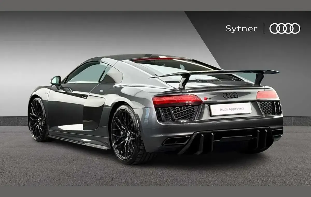 Used Audi R8 Coupé Advanced 602 HP (442 kW) 2018 Grey Coupe