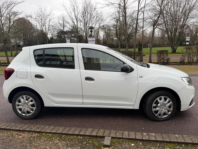 Used Dacia Sandero Essentiel 2019 White Hatchback