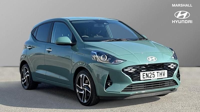 Used Hyundai i10 Premium 79 HP (58 kW) 2025 Green Hatchback