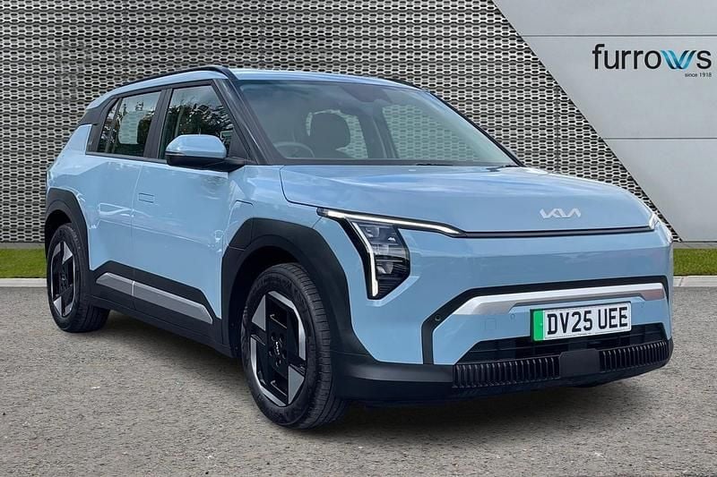 Blue Used 2025 Kia EV3 Air SUV | £27,990 (Fair price) - Image 1/4