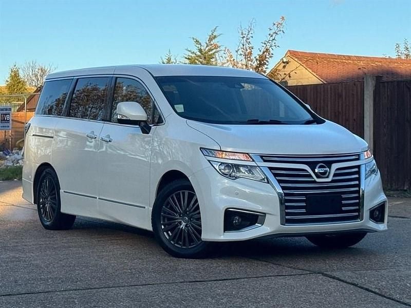 Used Nissan Elgrand S 2019 White MPV