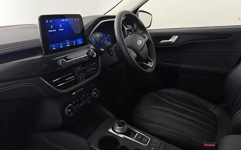 Used Ford Kuga Vignale 225 HP (165 kW) 2023 Blue SUV