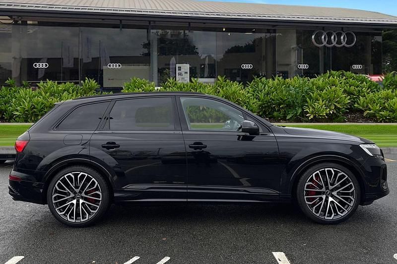 New Audi SQ7 Black Edition 507 HP (372 kW) 2025 Black SUV