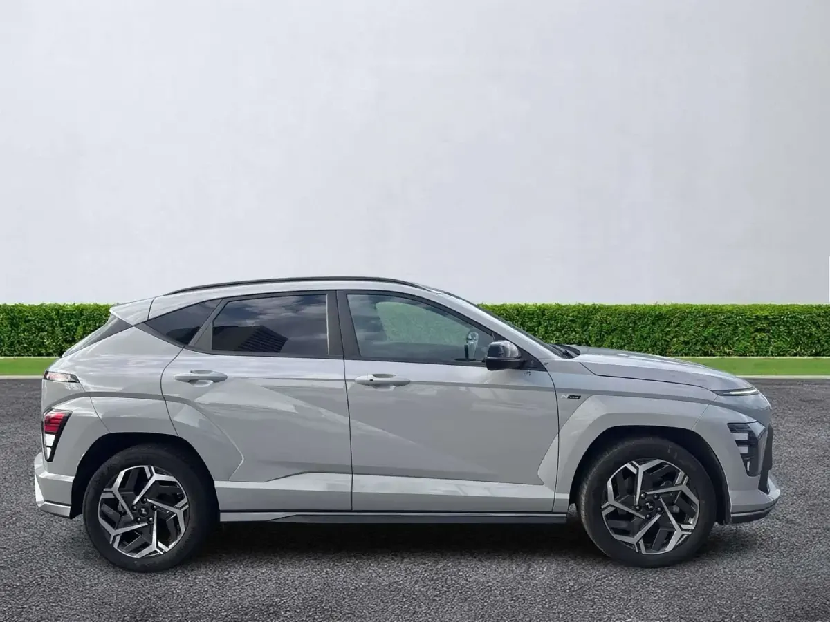 Second-hand Hyundai Kona N Line 141 CP (103 kW) 2024 Gri SUV