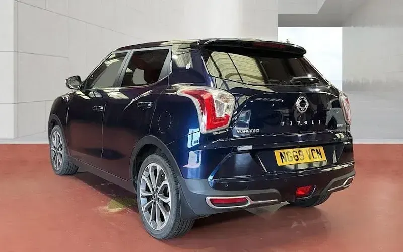 Used SsangYong Tivoli 128 HP (94 kW) 2019 Blue SUV