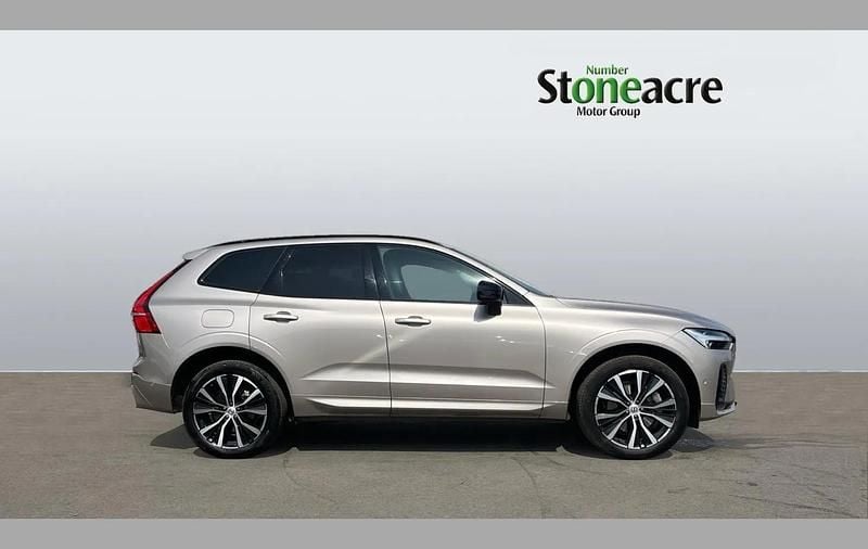 Used Volvo XC60 Ultimate 250 HP (183 kW) 2024 Gold SUV