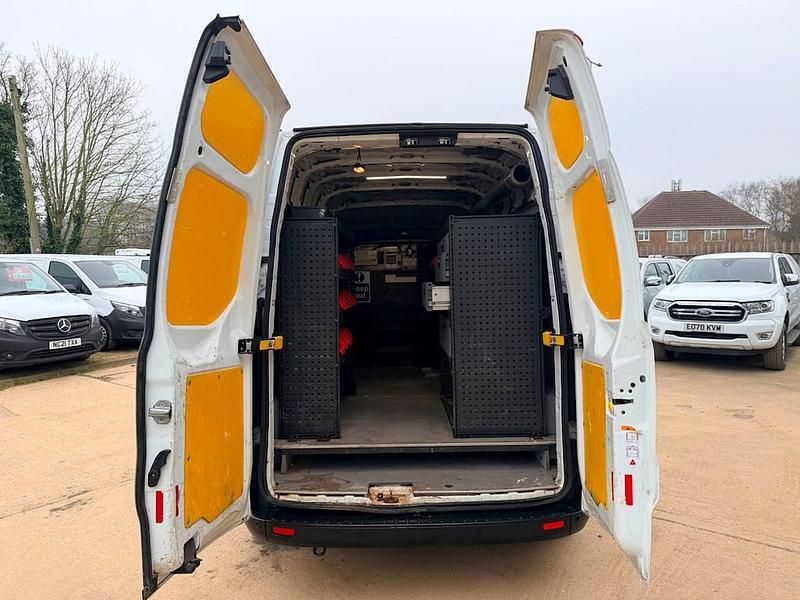 Used Ford Transit Custom S 105 HP (77 kW) 2020 White Van