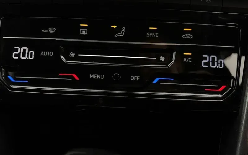 Used VW T-Roc Style 150 HP (110 kW) 2022 Grey SUV