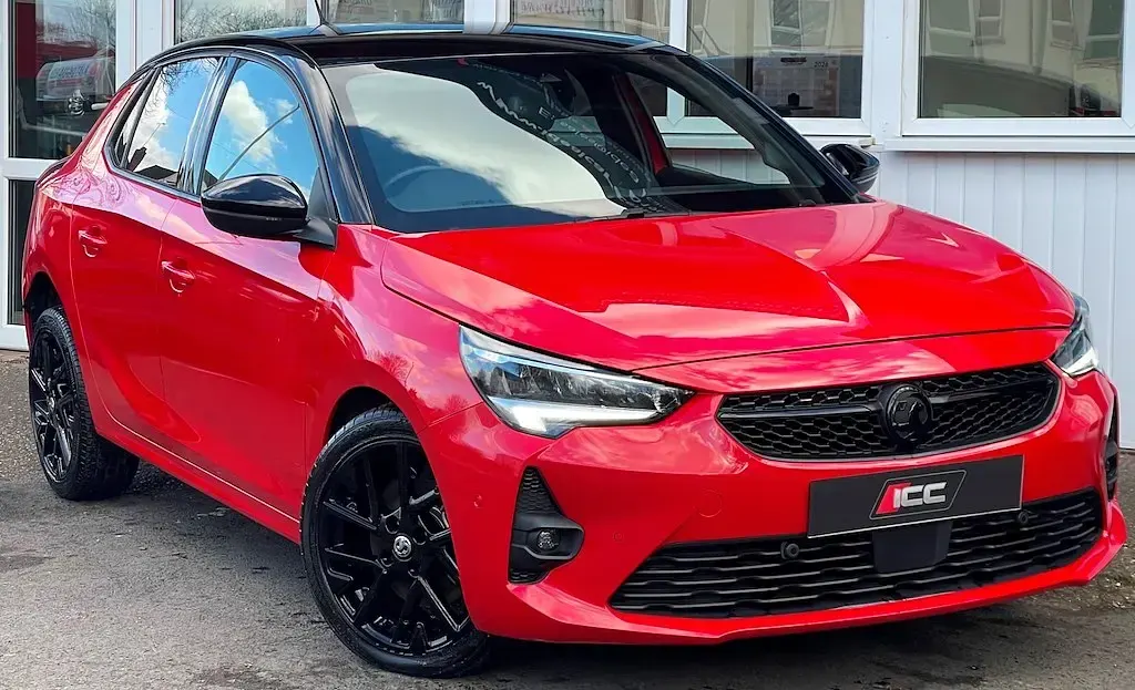 Second-hand Vauxhall Corsa-e Edition 100 kW (136 CP) 2022 Roșu Hatchback