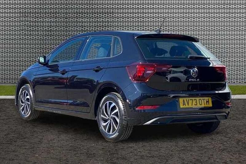 Begagnad VW Polo 80 HK (58 kW) 2023 Halvkombi