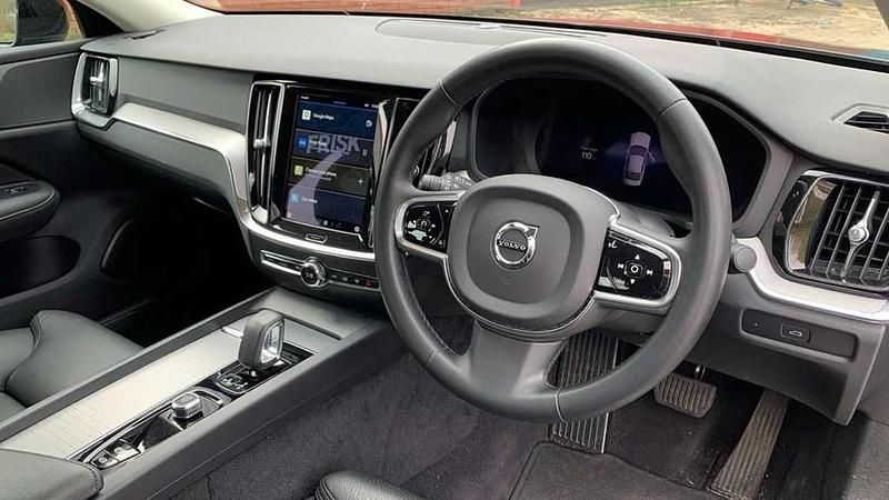 Used Volvo S60 Plus 247 HP (181 kW) 2023 Black Sedan