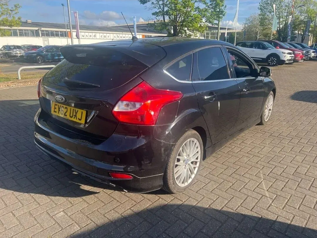 Used Ford Focus Zetec 2012 Black Hatchback