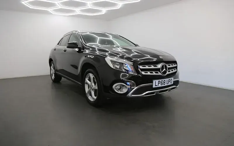 Used Mercedes GLA200 Executive 156 HP (114 kW) 2019 SUV
