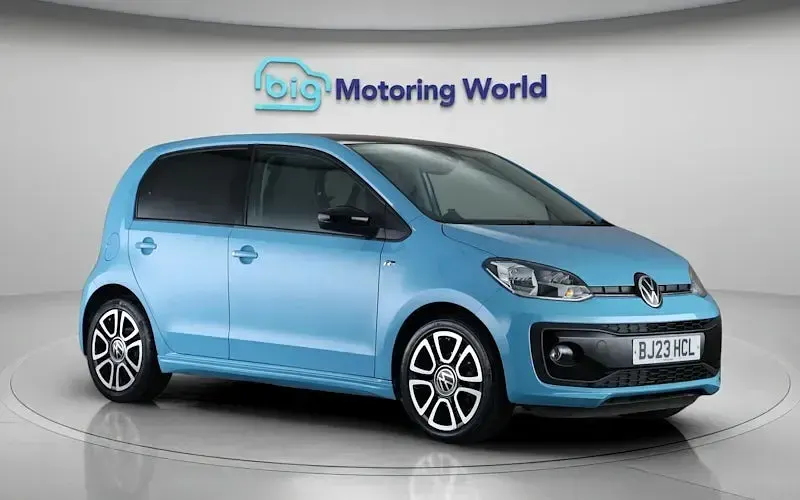Usado VW up! R-line 65 HP (47 kW) 2023 Azul Citadino