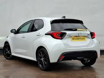 New Mazda 2 Exclusive-Line 116 HP (85 kW) 2026 White Hatchback