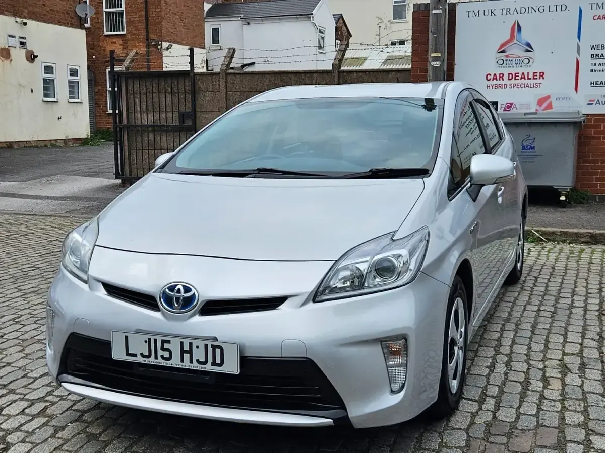 Usado Toyota Prius 2015 Prateado Citadino
