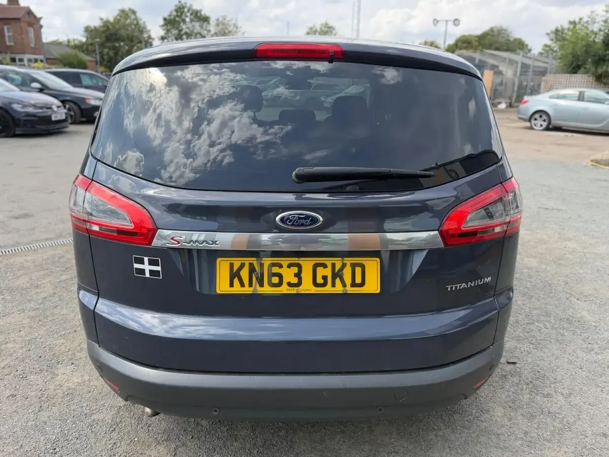 Used Ford S-MAX Titanium 115 HP (84 kW) 2013 Grey MPV