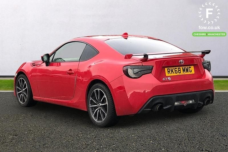 Used Toyota GT86 GT 200 HP (147 kW) 2018 Red Coupe