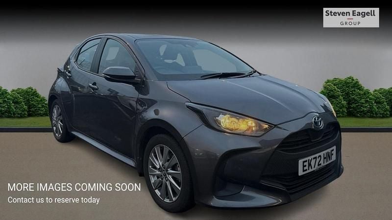 Used Toyota Yaris Hybrid 116 HP (85 kW) 2022 Grey Hatchback