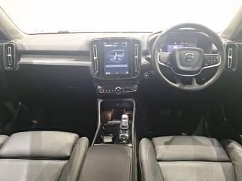 Used Volvo XC40 Ultra 197 HP (144 kW) 2024 Silver SUV