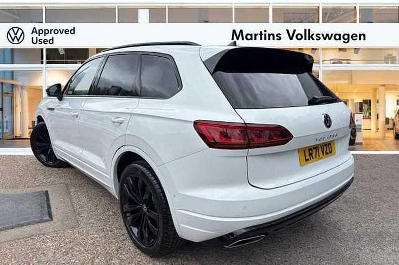Used VW Touareg Black Edition 286 HP (210 kW) 2021 White SUV