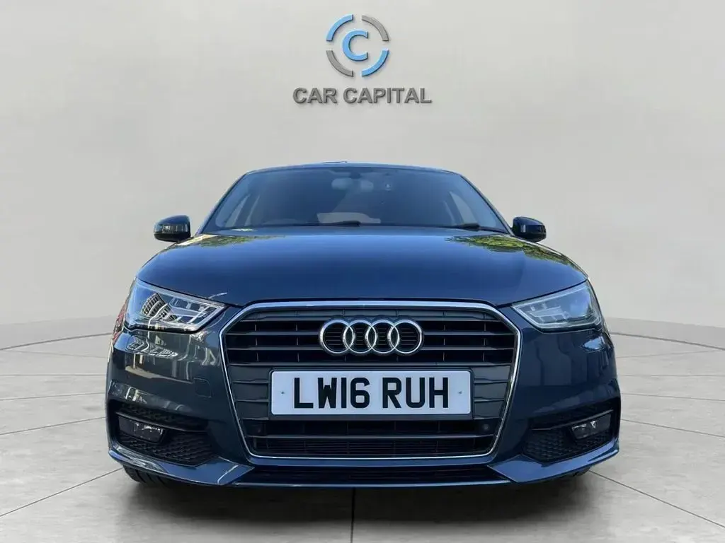 Used Audi A1 Sportback Sport 95 HP (69 kW) 2016 Blue Hatchback