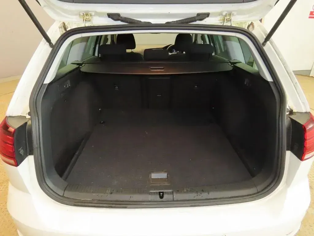 Used VW Golf VII Edition 2020 White Estate