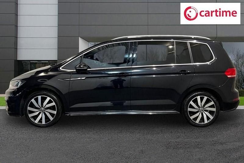 Used VW Touran R-line 150 HP (110 kW) 2020 Black MPV