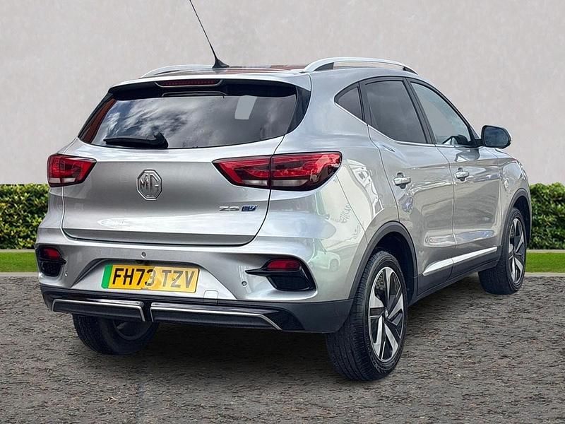 Used MG ZS Trophy Connect 130 kW (177 HP) 2024 Silver SUV