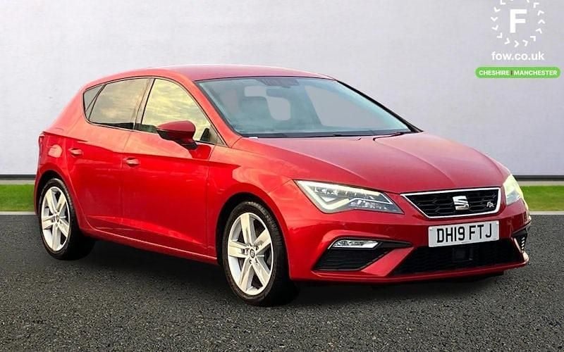 Red Used 2019 Seat Leon FR Hatchback | £12,999 (Fair price) - Image 1/4