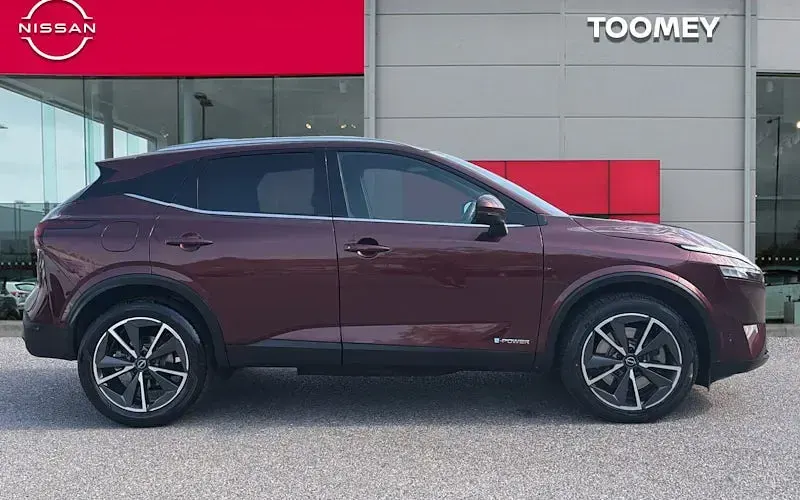 Used Nissan Qashqai Tekna 190 HP (139 kW) 2023 Red SUV
