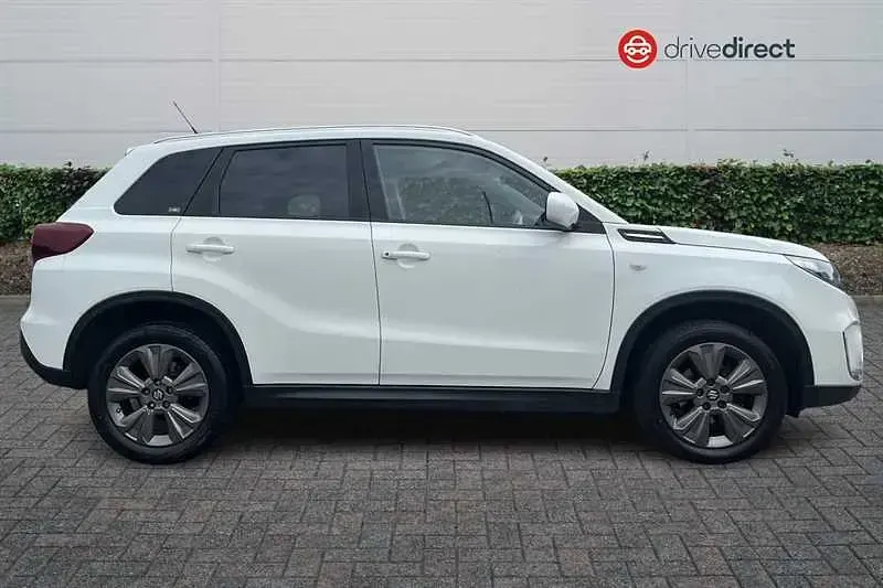 Used Suzuki Vitara SZ-T 129 HP (94 kW) 2023 White SUV