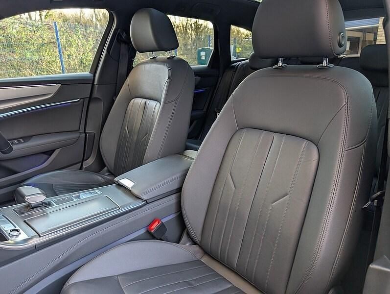 Used Audi A6 Sport 286 HP (210 kW) 2019 Black Estate