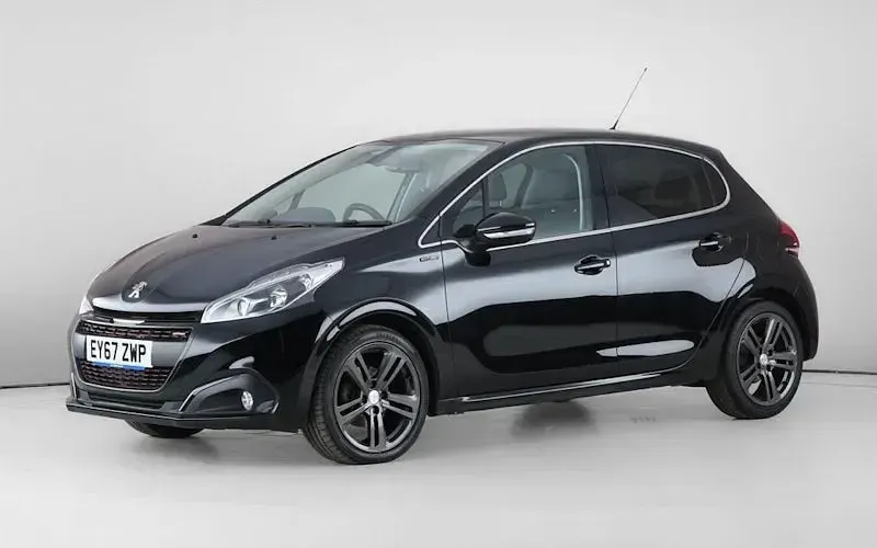 Used Peugeot 208 GT-line 110 HP (80 kW) 2017 Black Hatchback