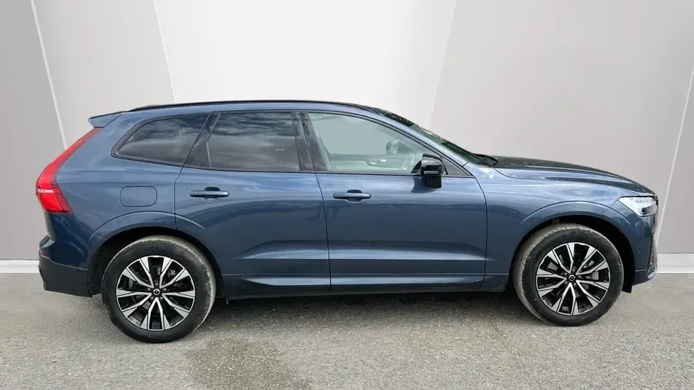 Used Volvo XC60 Plus 197 HP (144 kW) 2023 Blue SUV